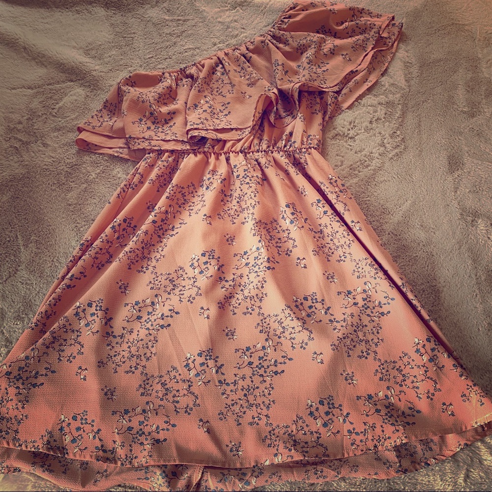 Lush Off-The-Shoulder Peach Floral Dress